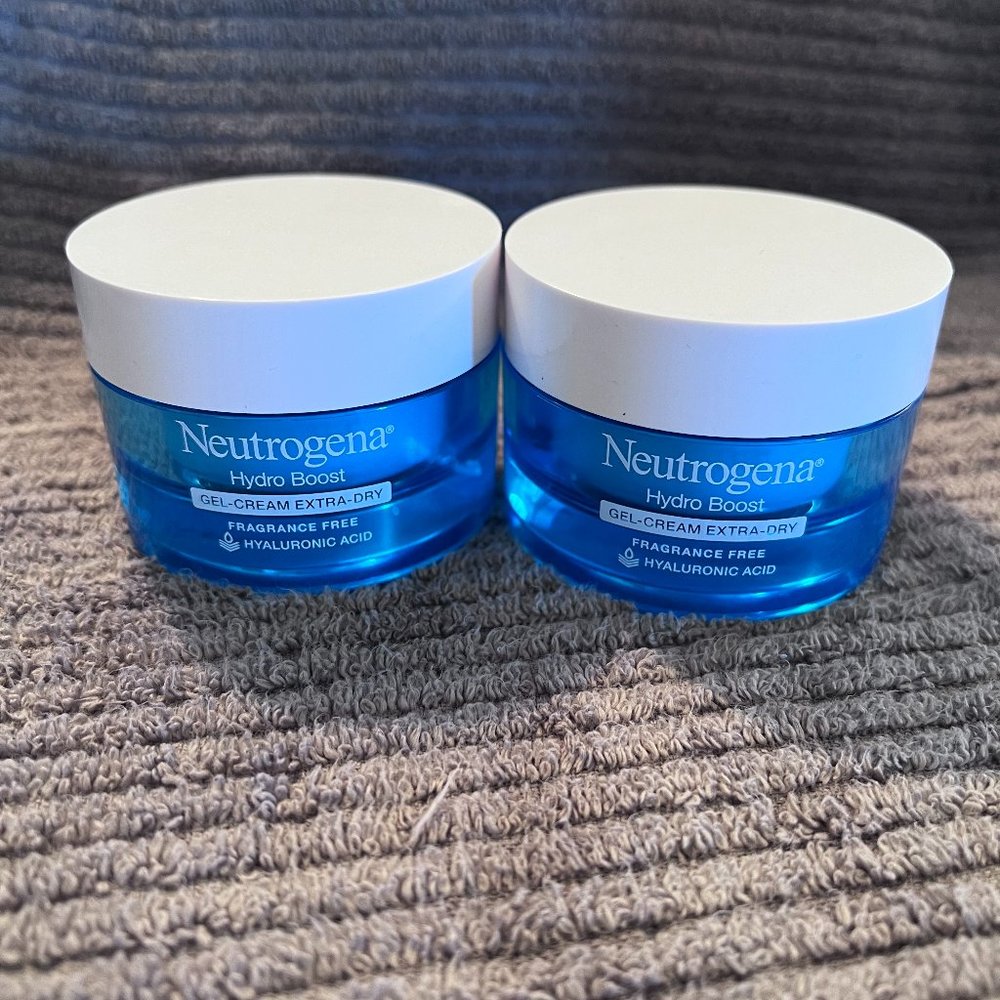 Fragrance Free Neutrogena  Hydro Boost Gel-Cream Extra Dry with Hyaluronic Acid